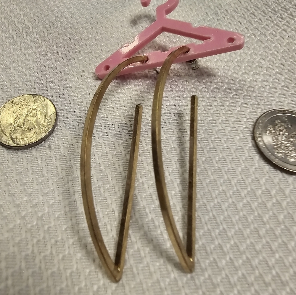 Earrings - Picture 4 of 4